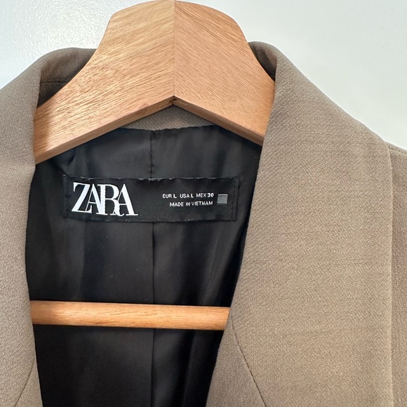 Zara - Oversized Double Breasted Blazer - Picture 4 of 5